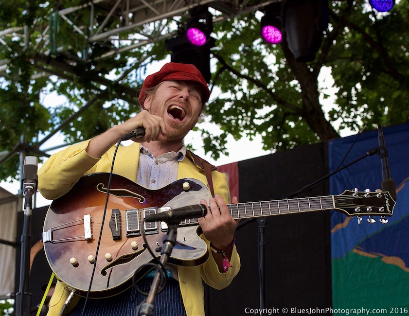 The California Honeydrops, Waterfront Blues Festival, Tom McCall Waterfront Park, photo by John Alcala