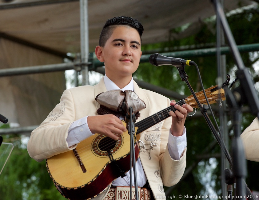 Waterfront Blues Festival, Tom McCall Waterfront Park, photo by John Alcala