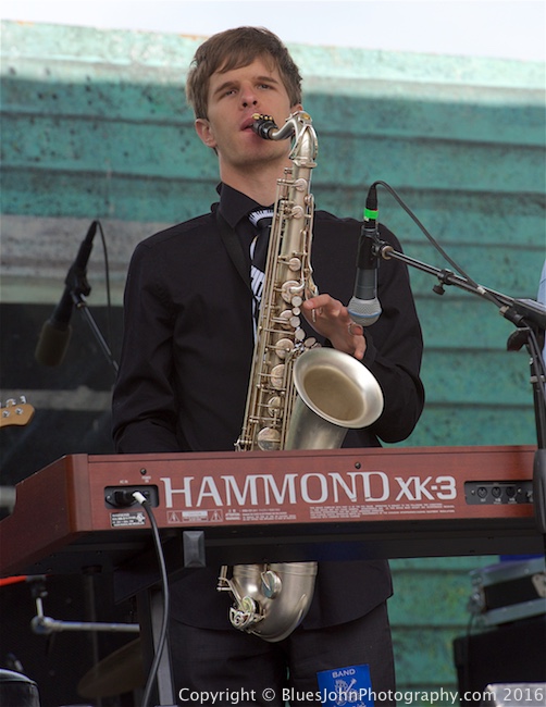 Waterfront Blues Festival, Tom McCall Waterfront Park, photo by John Alcala