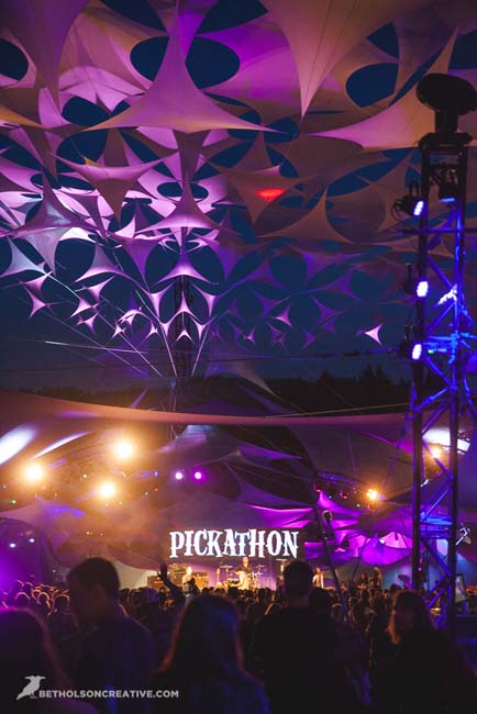 Wolf Parade, Pickathon, Pendarvis Farm, photo by Beth Olson