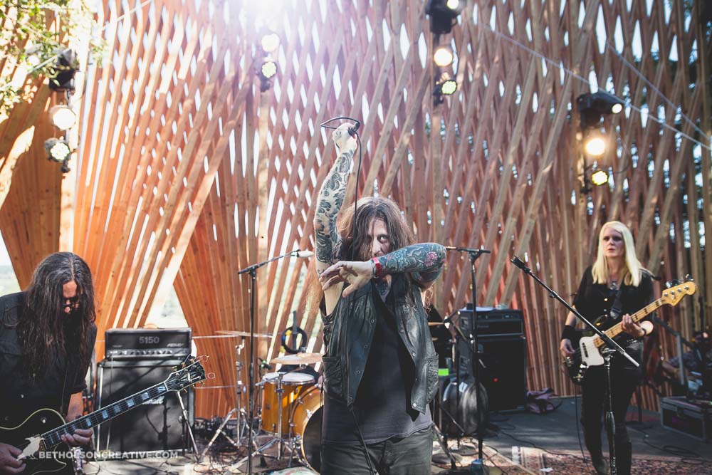 Vhol, Pickathon, Pendarvis Farm, photo by Beth Olson