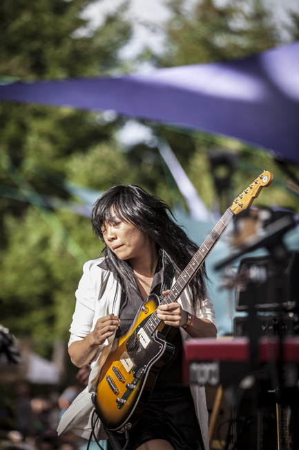 Thao & The Get Down Stay Down, Pickathon, Pendarvis Farm, photo by Sam Gehrke