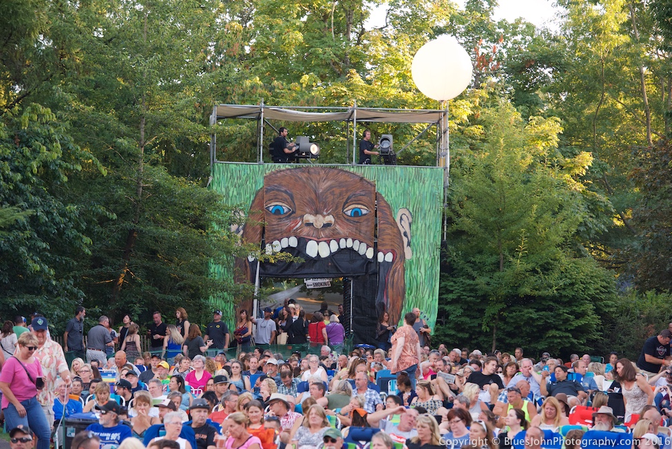 Steve Miller, Edgefield Amphitheater, photo by John Alcala