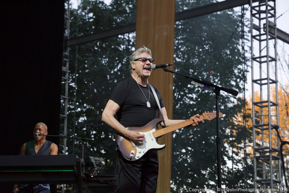 Steve Miller, Edgefield Amphitheater, photo by John Alcala