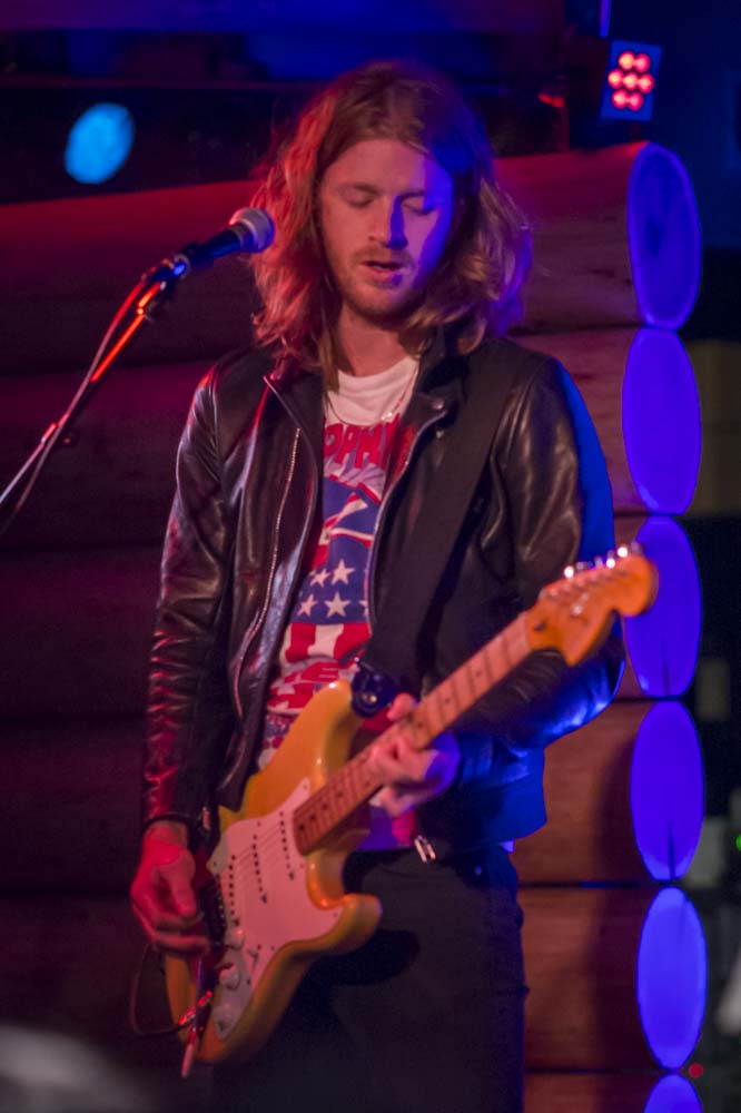 Sticky Fingers, Doug Fir Lounge, photo by Jordan Sleeth