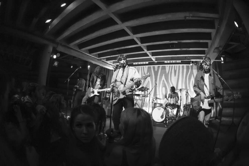 Sticky Fingers, Doug Fir Lounge, photo by Jordan Sleeth