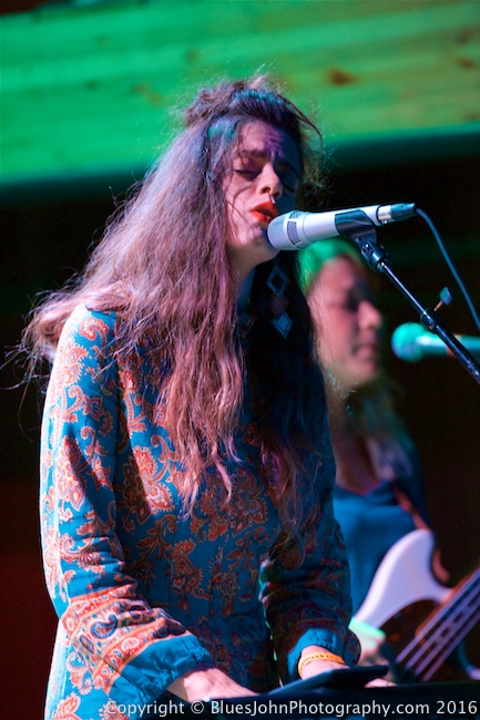 Sara Jackson-Holman, Mississippi Studios, photo by John Alcala