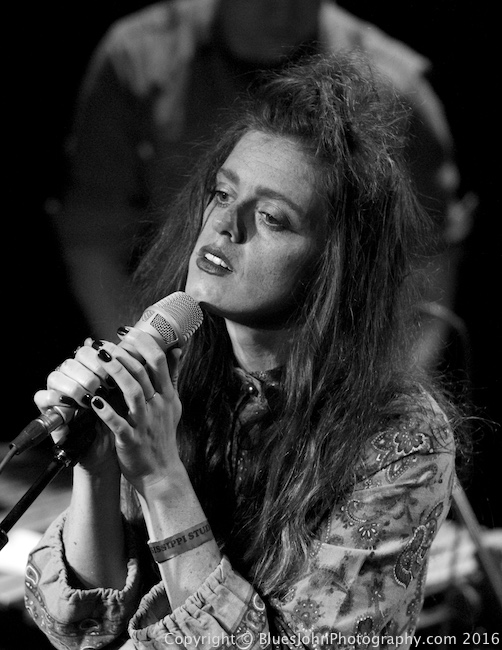 Sara Jackson-Holman, Mississippi Studios, photo by John Alcala