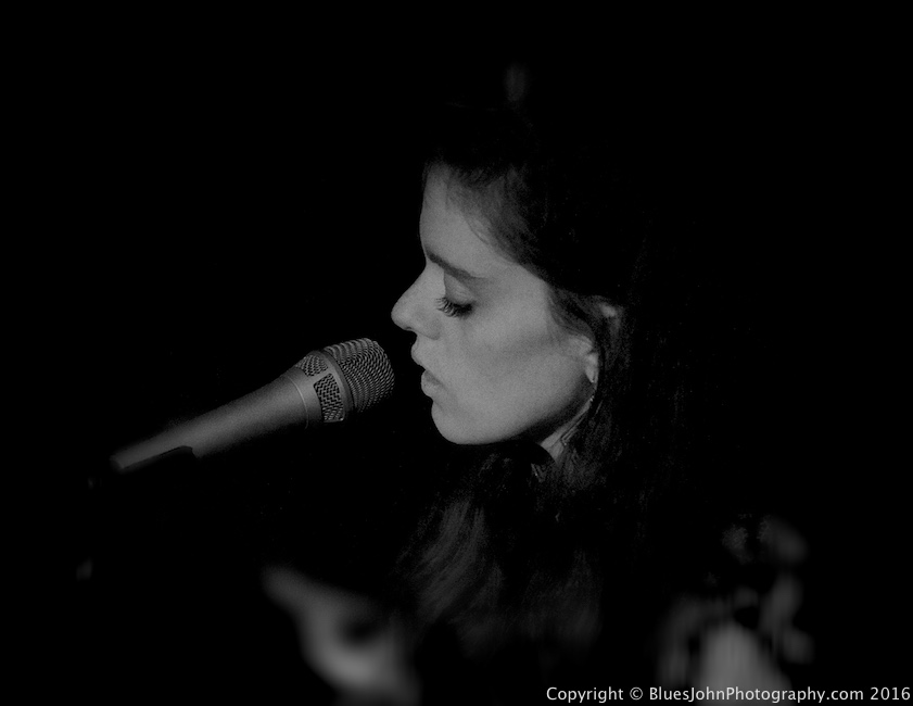 Sara Jackson-Holman, Mississippi Studios, photo by John Alcala