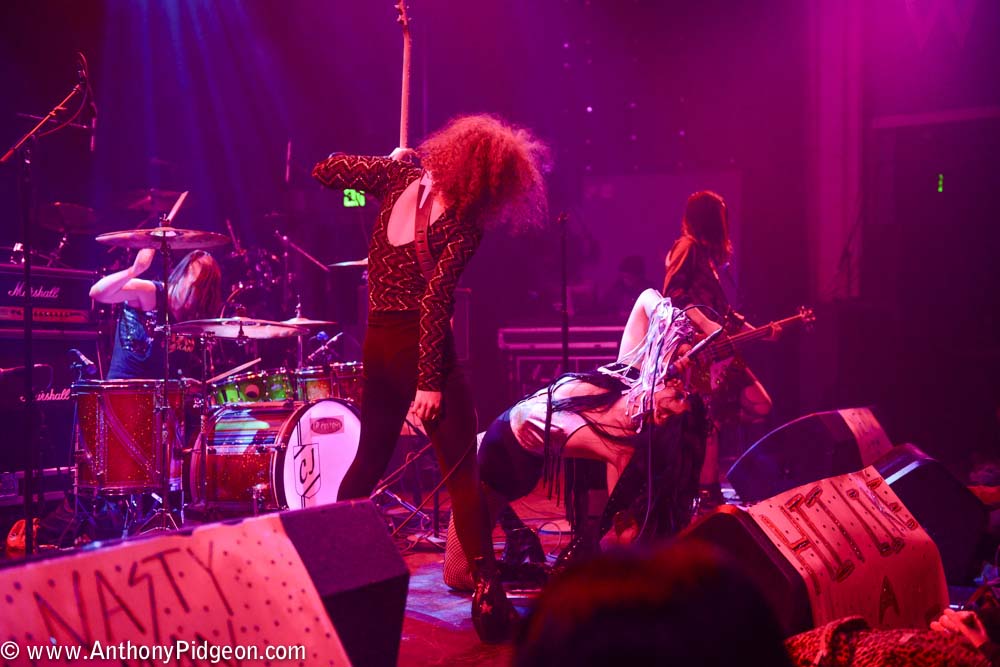 Glam Skanks, Revolution Hall, photo by Anthony Pidgeon