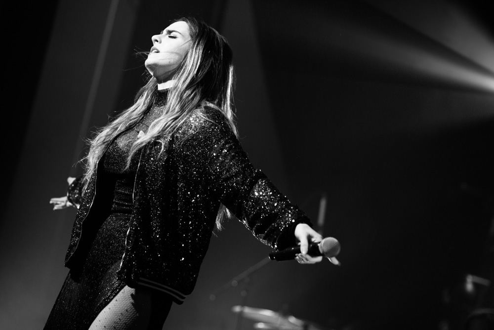 JoJo, Wonder Ballroom, photo by Nino Ortiz