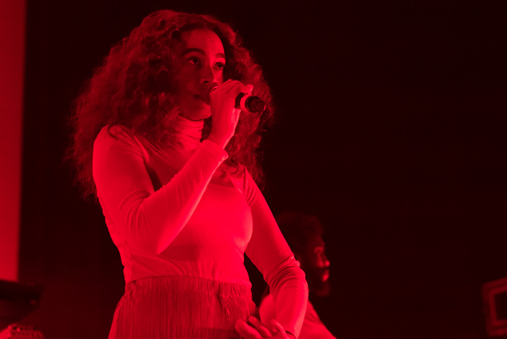 Solange, Arlene Schnitzer Concert Hall, Soul'd Out Music Festival, photo by Kai Hayashi