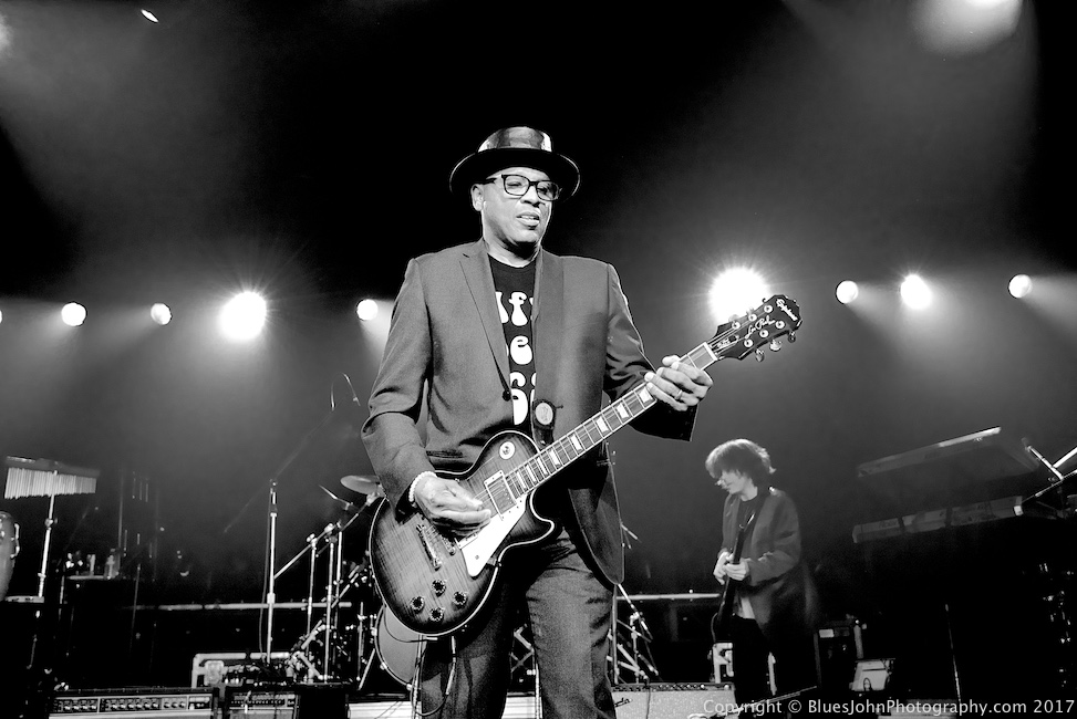 Shock, Roseland Theater, Soul'd Out Music Festival, photo by John Alcala