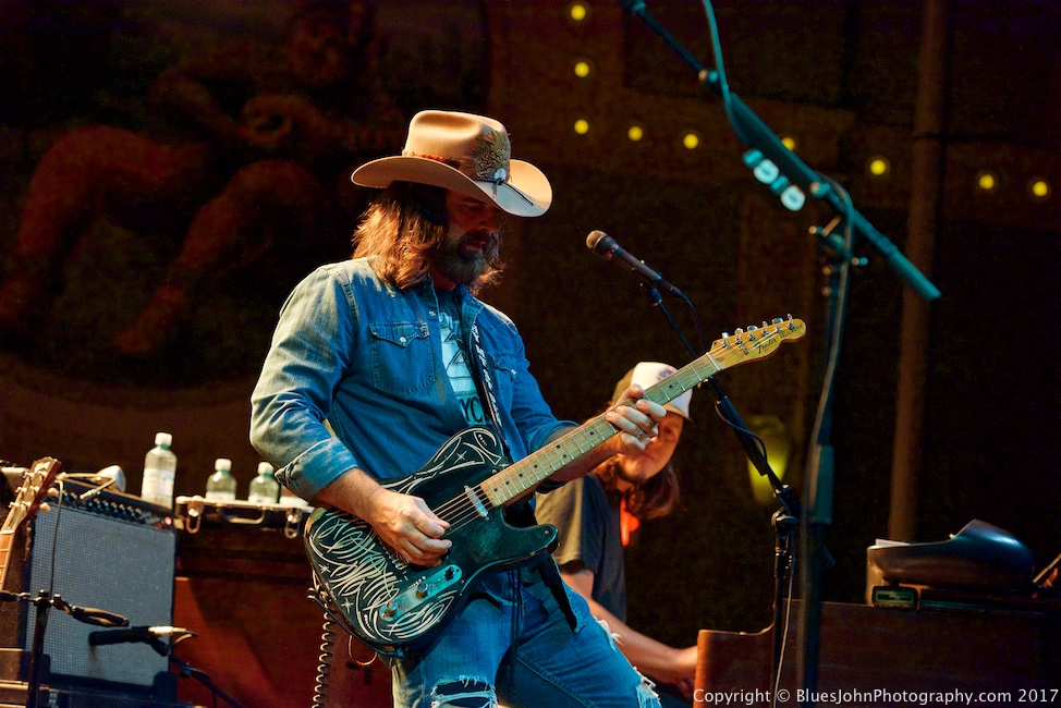 Jamey Johnson, Crystal Ballroom, photo by John Alcala