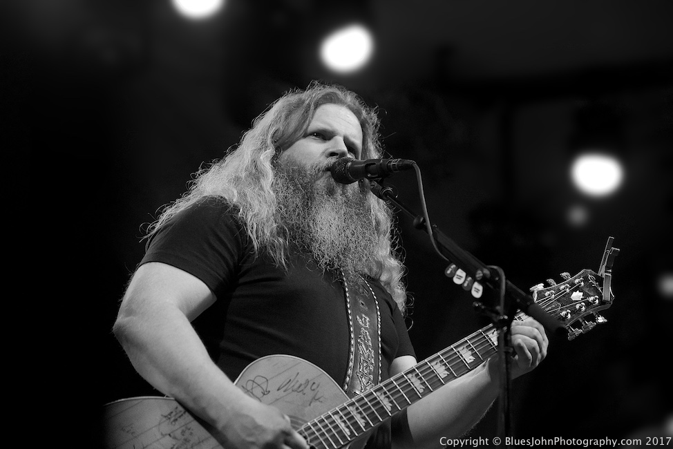 Jamey Johnson, Crystal Ballroom, photo by John Alcala