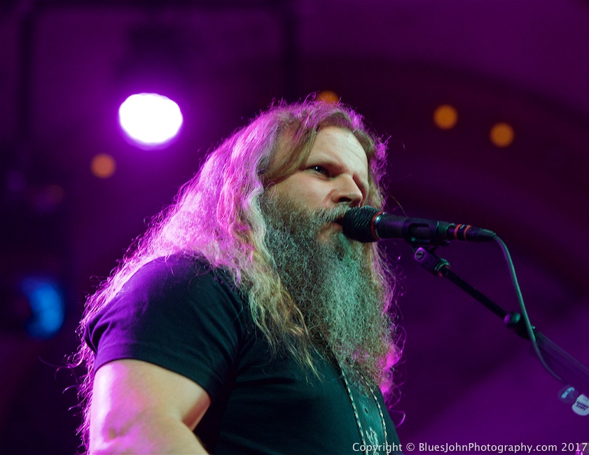 Jamey Johnson, Crystal Ballroom, photo by John Alcala