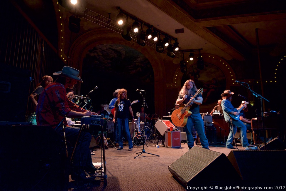 Jamey Johnson, Crystal Ballroom, photo by John Alcala
