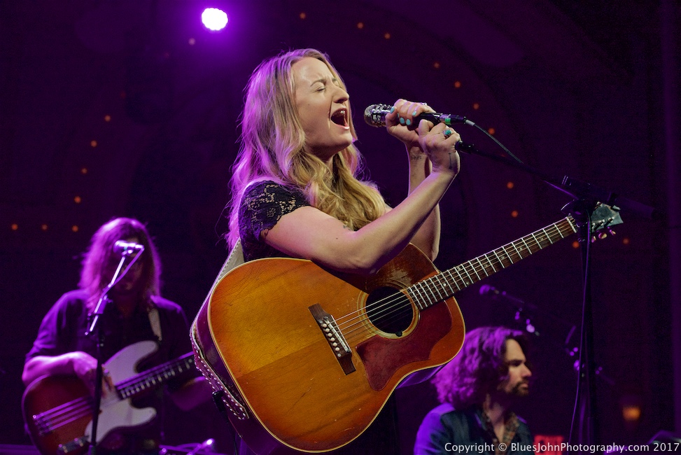 Margo Price, Crystal Ballroom, photo by John Alcala