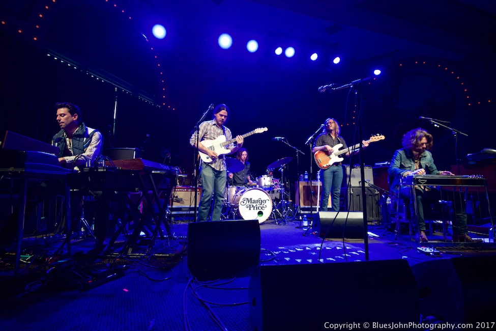 Margo Price, Crystal Ballroom, photo by John Alcala