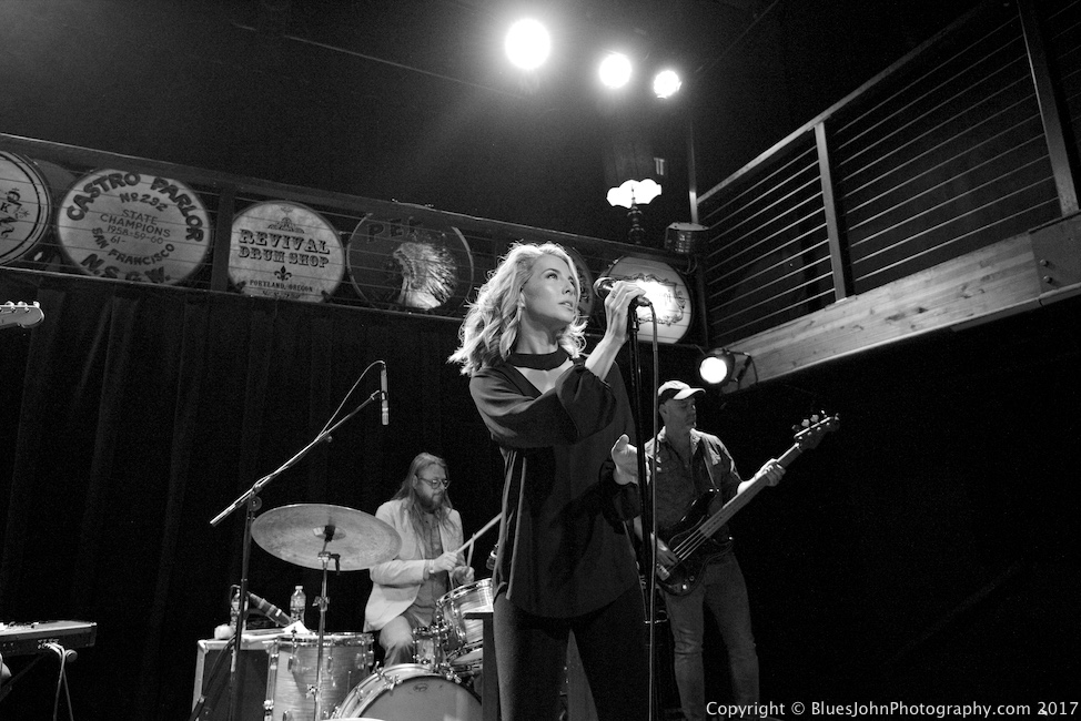 Morgan James, Mississippi Studios, photo by John Alcala
