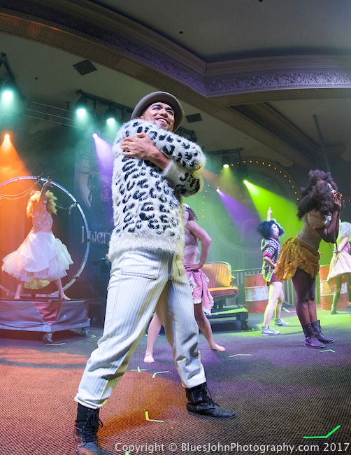 Lucent Dossier Experience, Crystal Ballroom, photo by John Alcala