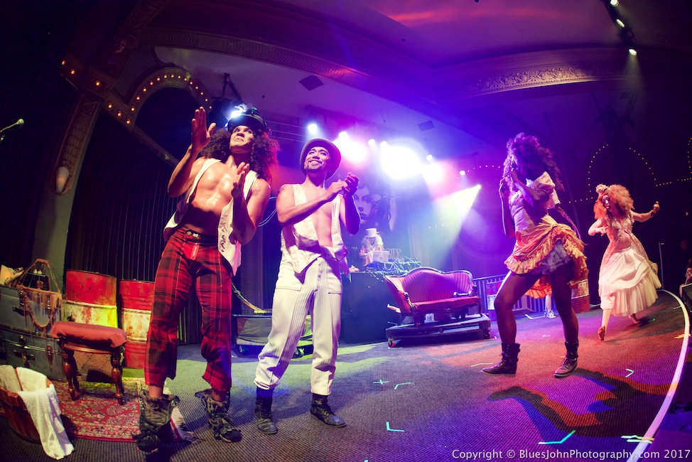 Lucent Dossier Experience, Crystal Ballroom, photo by John Alcala
