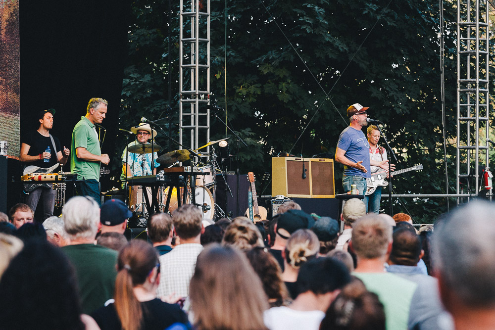 Cake, Edgefield Amphitheater, photo by Blake Sourisseau
