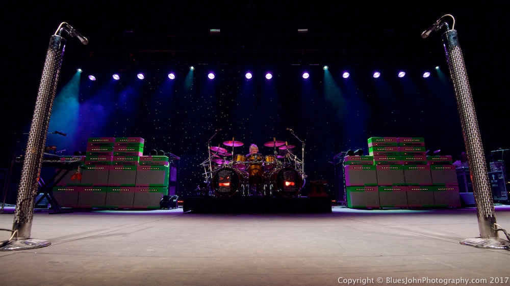 ZZ Top, Cuthbert Amphitheater, photo by John Alcala