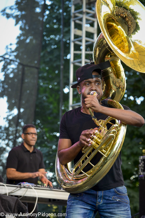 The Roots, Edgefield Amphitheater, photo by Anthony Pidgeon
