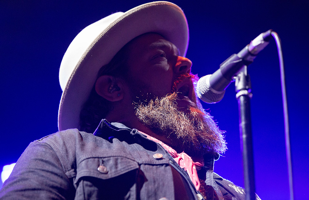 Nathaniel Rateliff, Pioneer Courthouse Square, 94.7 FM, photo by Joe Duquette