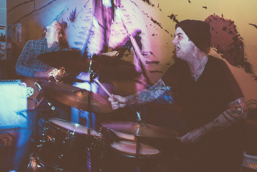 Shoefiti, Bunk Bar, photo by Daniel Stindt