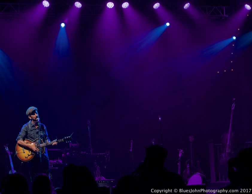 Gill Landry, Crystal Ballroom, photo by John Alcala