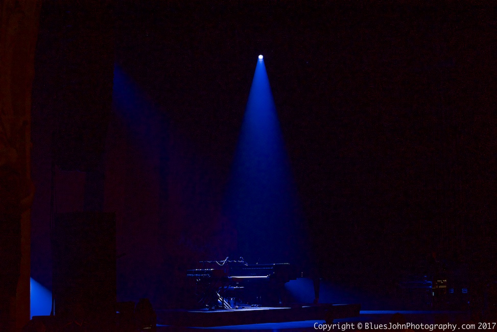 Tori Amos, Arlene Schnitzer Concert Hall, Portland'5 Centers for the Arts, photo by John Alcala