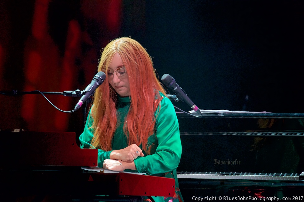 Tori Amos, Arlene Schnitzer Concert Hall, Portland'5 Centers for the Arts, photo by John Alcala
