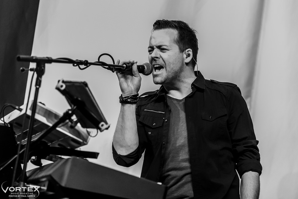 Jonathan Davis, Crystal Ballroom, photo by Paul Garcia