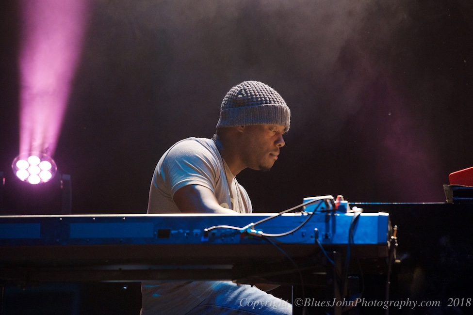 Jonny Lang, The Elsinore Theatre, photo by John Alcala
