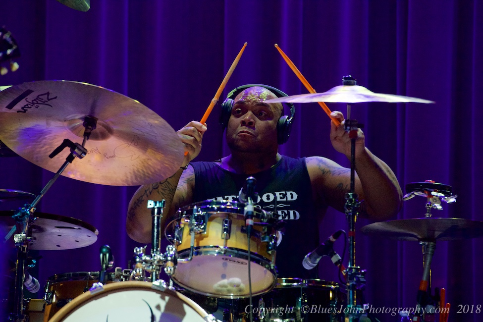 Jonny Lang, The Elsinore Theatre, photo by John Alcala