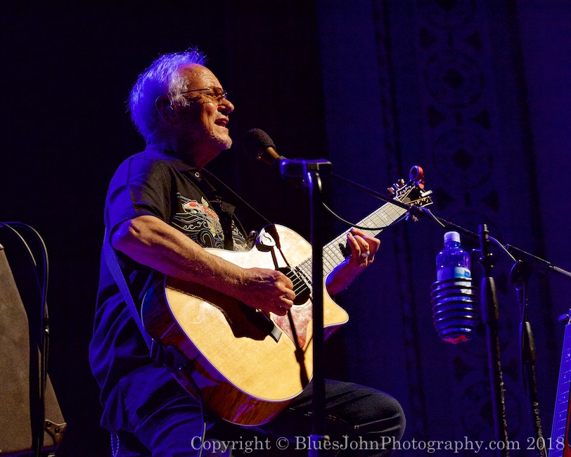 Jesse Colin Young, Aladdin Theater, photo by John Alcala