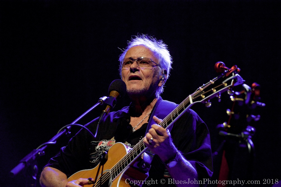 Jesse Colin Young, Aladdin Theater, photo by John Alcala