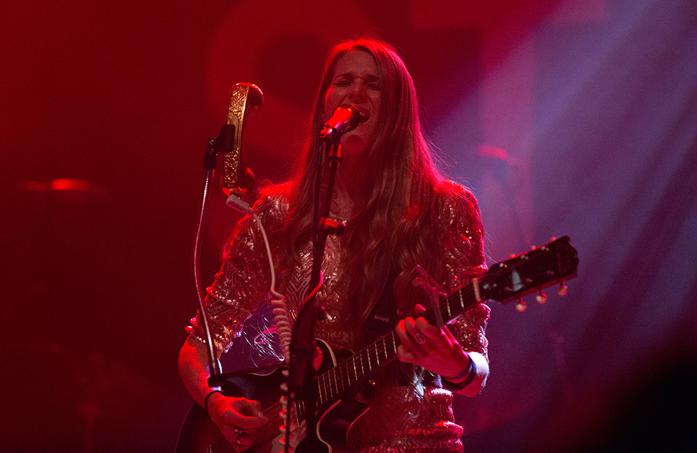 Shook Twins, Aladdin Theater, photo by Joe Duquette
