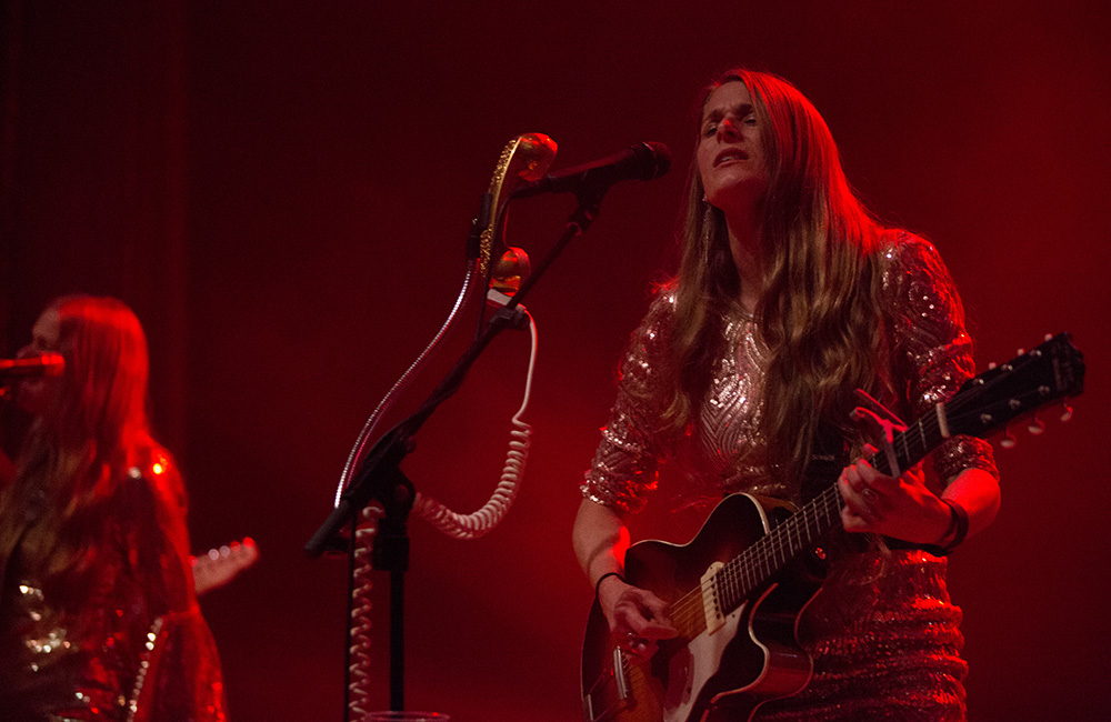 Shook Twins, Aladdin Theater, photo by Joe Duquette