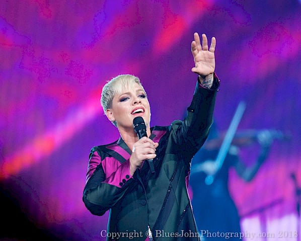 P!nk at the Moda Center on May 15, 2018. Click here for more shots by John Alcala.