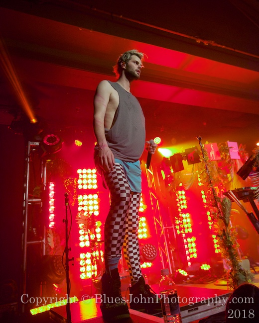 Sofi Tukker, Wonder Ballroom, photo by John Alcala