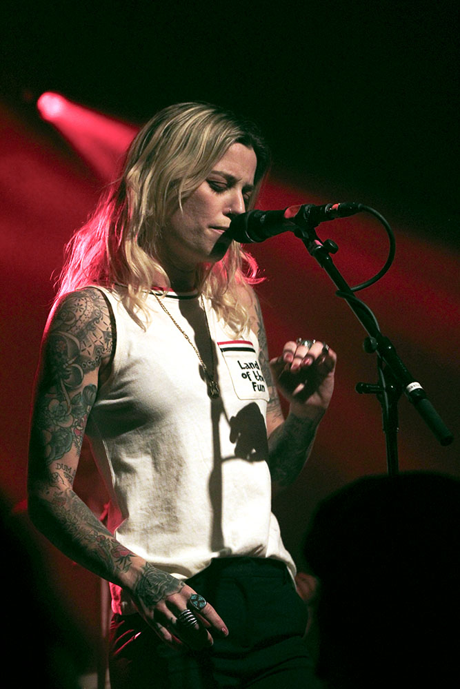 Gin Wigmore, Wonder Ballroom, photo by Emma Davis