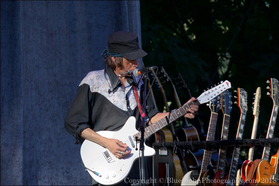 Lucinda Williams, Edgefield Amphitheater, photo by John Alcala