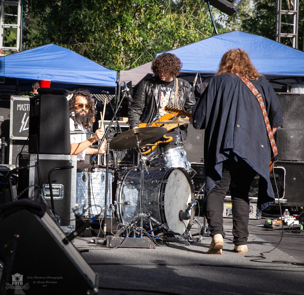 JJUUJJUU, Edgefield Amphitheater, photo by Alyssa Herrman