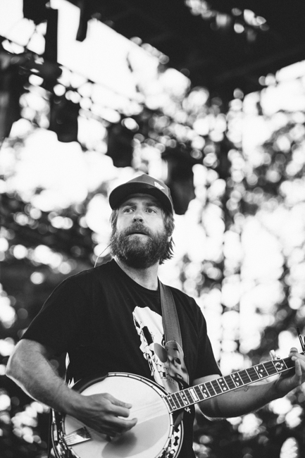Trampled By Turtles, Oregon Zoo Amphitheatre, photo by Daniel Stindt
