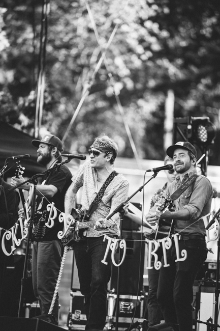 Trampled By Turtles, Deer Tick, Oregon Zoo Amphitheatre, photo by Daniel Stindt