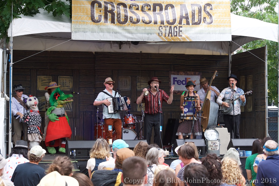 Trashcan Joe, Waterfront Blues Festival, Tom McCall Waterfront Park, photo by John Alcala