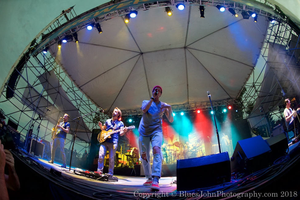 Waterfront Blues Festival, Tom McCall Waterfront Park, photo by John Alcala